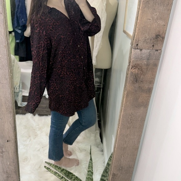 Intro burgundy & black leopard print Button Down Shirt size 1X - Picture 2 of 7